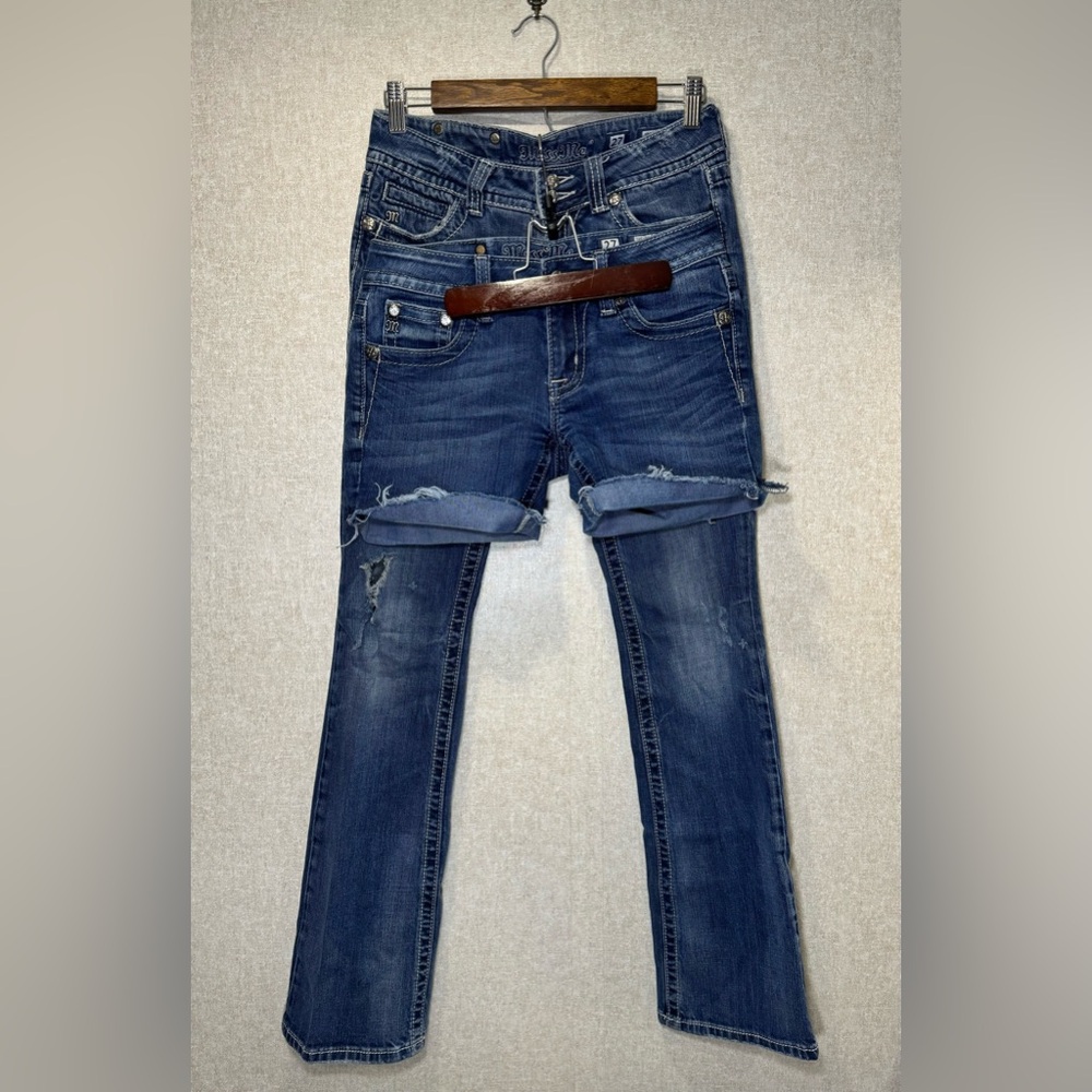 Two Pairs Miss Me Jeans 1 Pair Of Bootcut 1 Cut Off Pair Boho Cowgirl Size 27